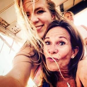 Meet your Posher, Kari